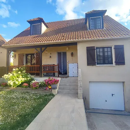 Private 1 Bedroom Flat With Garden Access In * Le Pecq